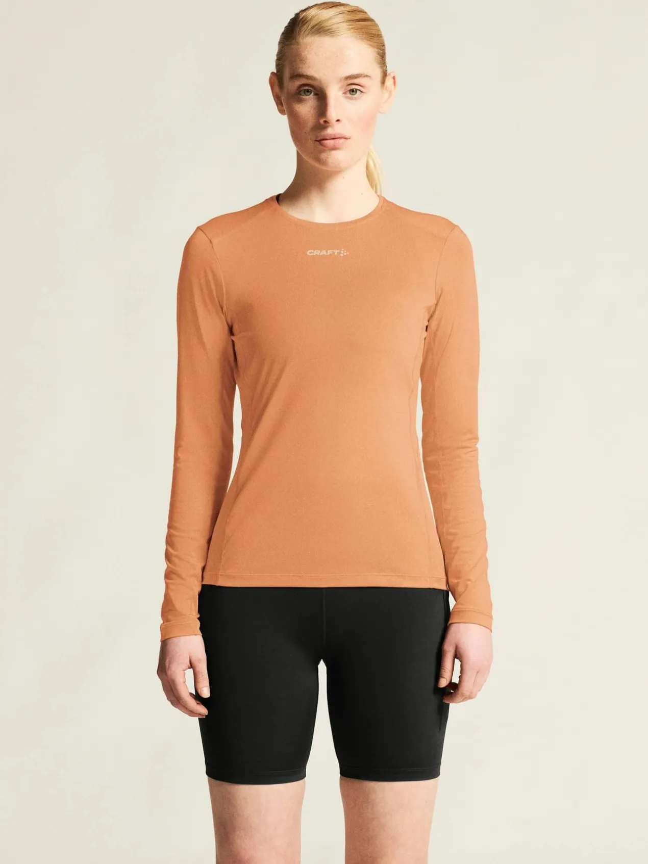 ADV Essence LS Tee 2 W*Craft Sportswear