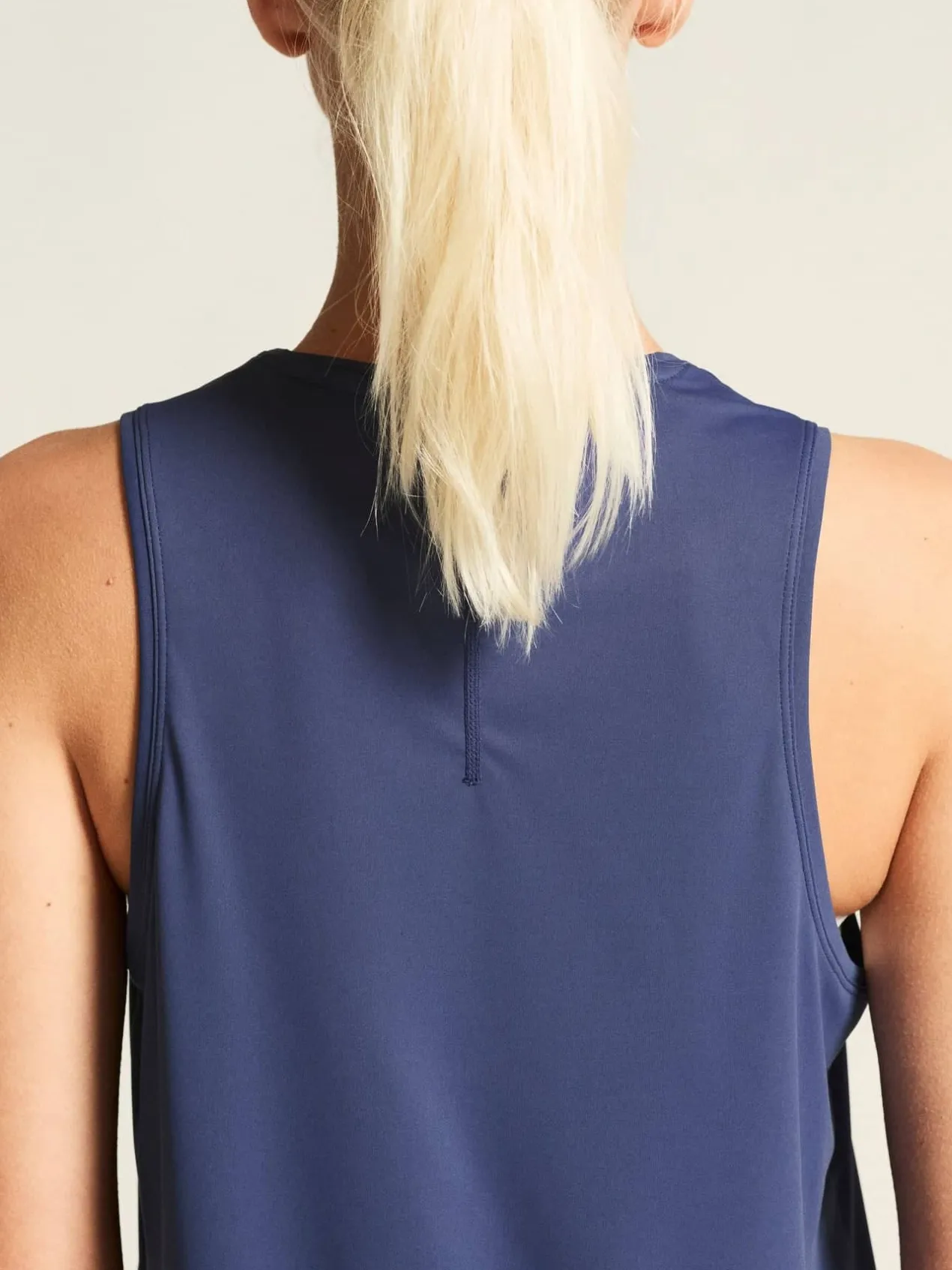 CORE Essence Singlet 2 W*Craft Sportswear New
