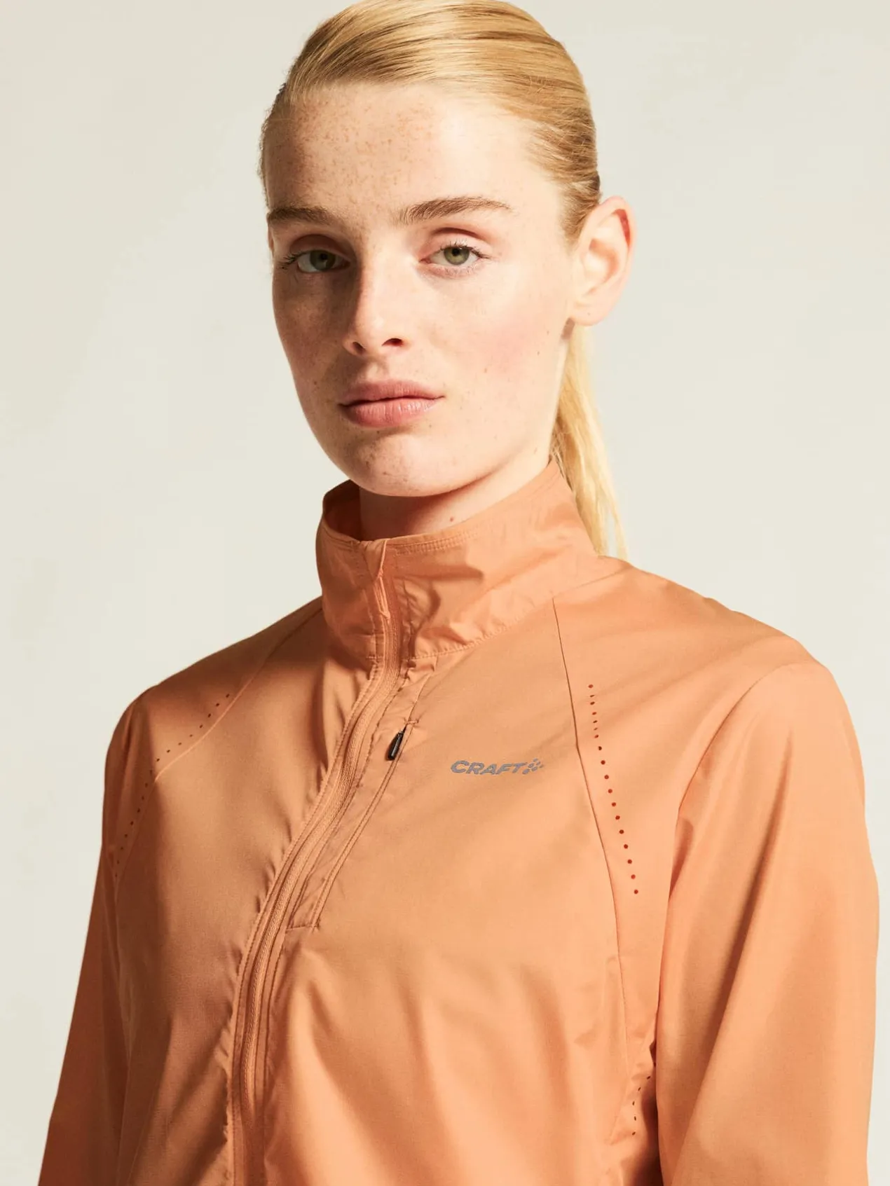 Essence Wind Jacket 2 W*Craft Sportswear Hot